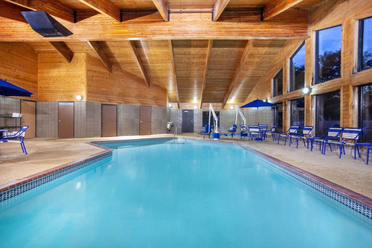 Americinn By Wyndham סטילווטר מראה חיצוני תמונה